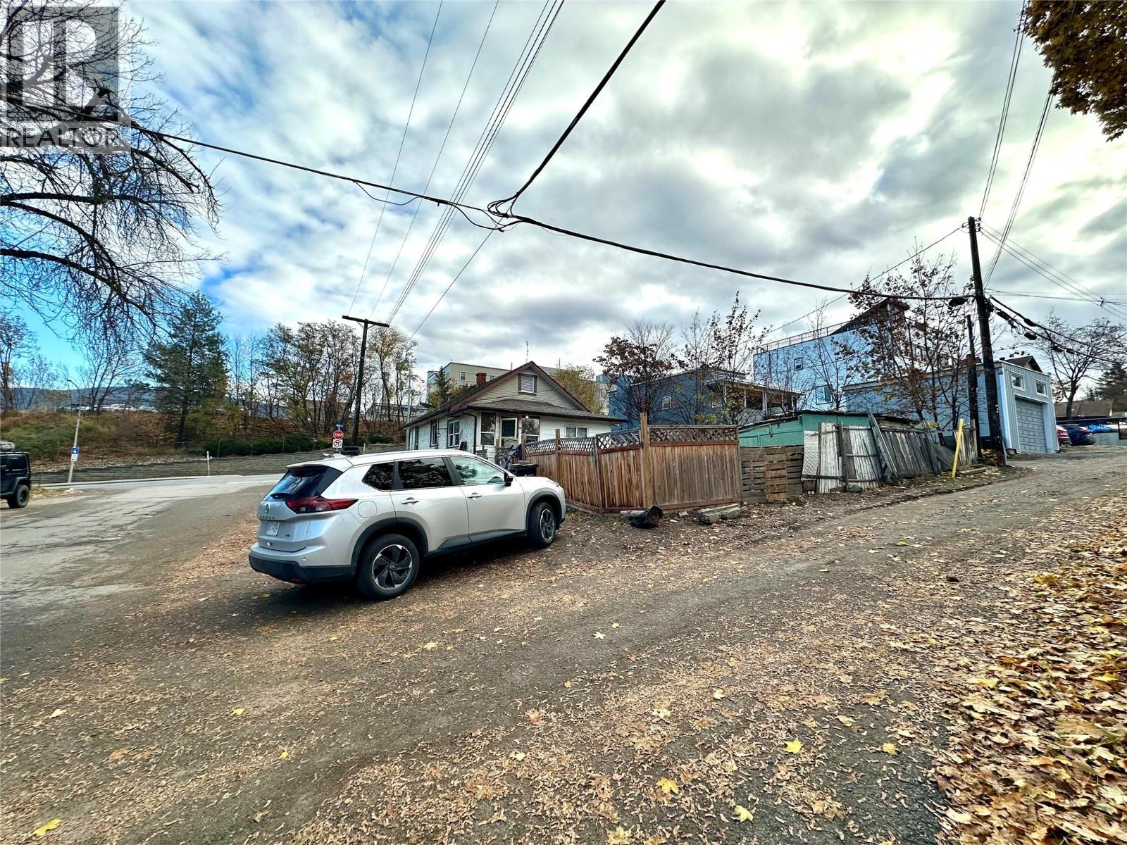  2214 32 Street, Vernon