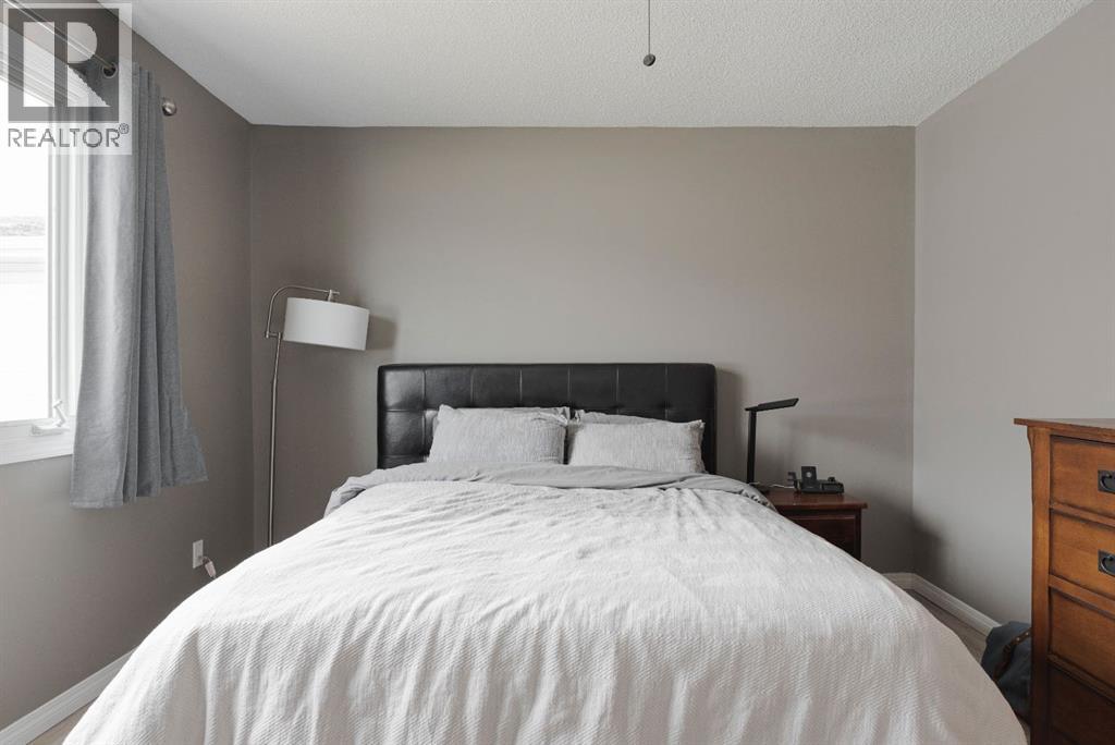 121 Cowley Bay, Fort McMurray