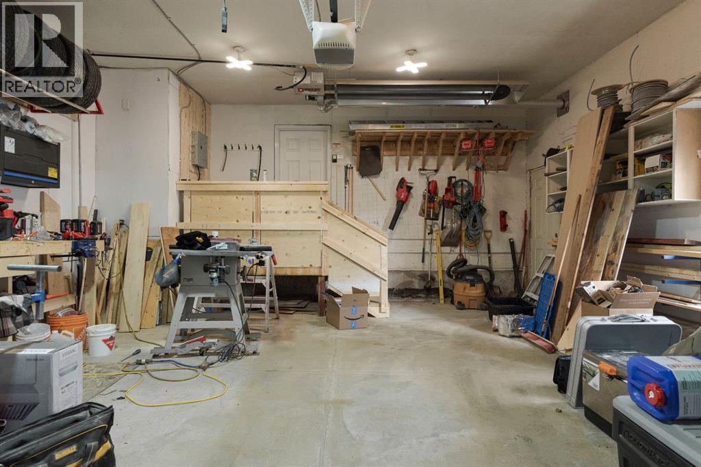 121 Cowley Bay, Fort McMurray