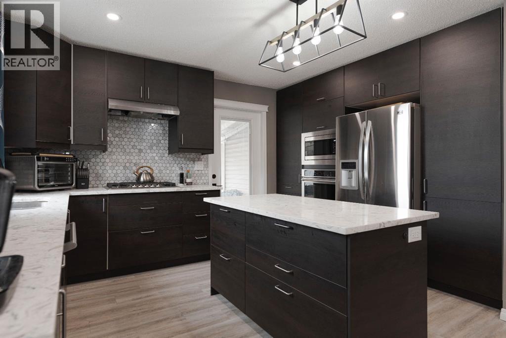 121 Cowley Bay, Fort McMurray