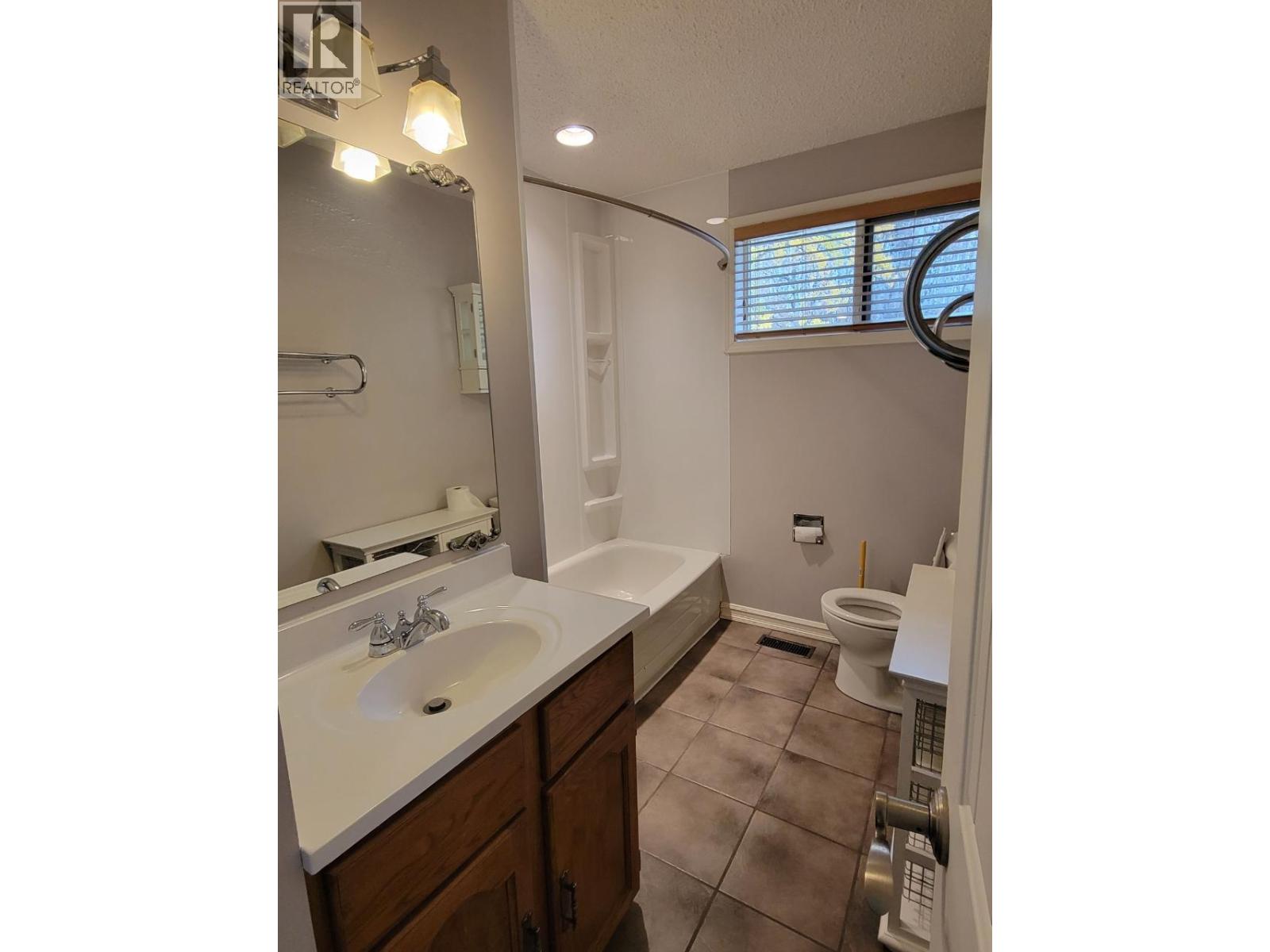 5312 Hillside Avenue NW, Chetwynd