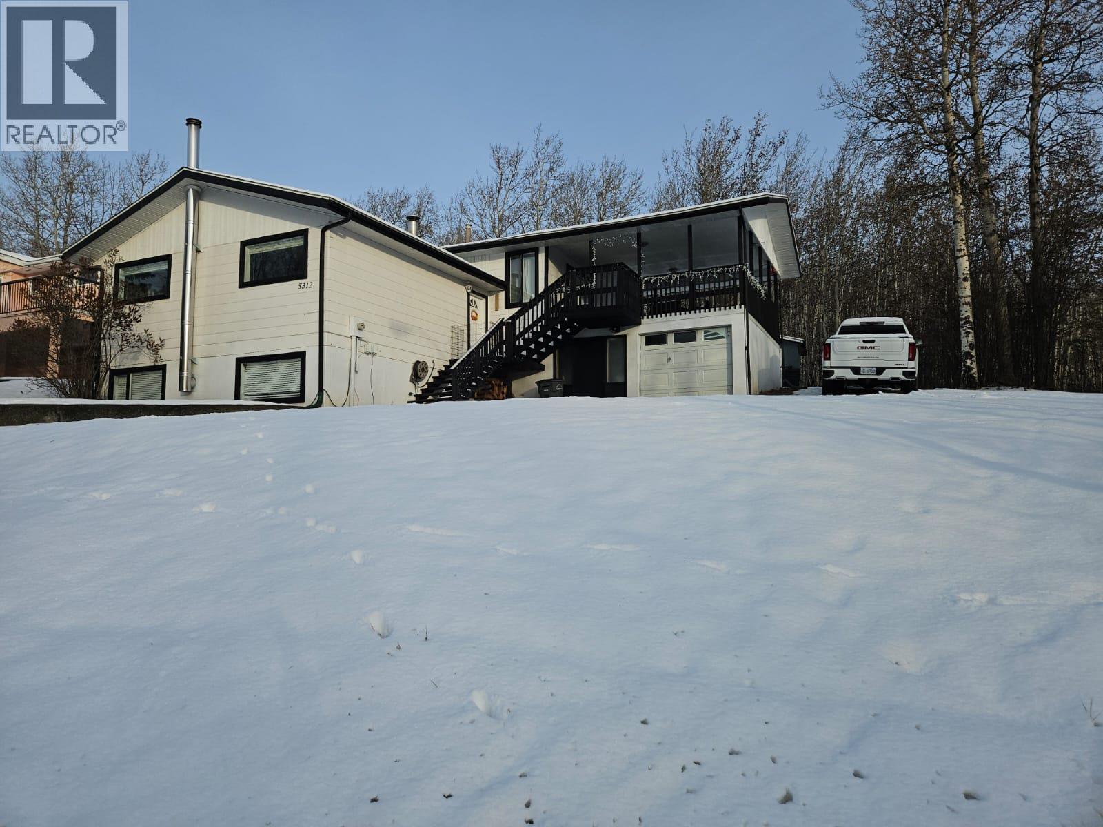 5312 Hillside Avenue NW, Chetwynd