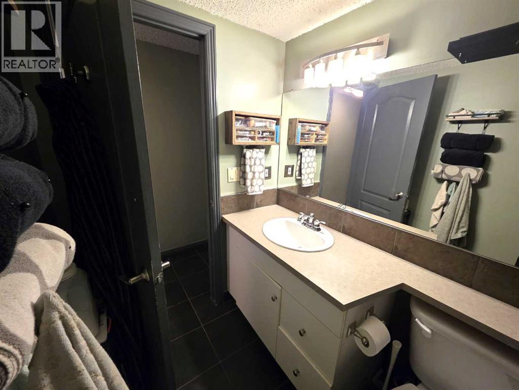 Single Family House for Sale in    Avenue NE Bridgeland/Riverside Calgary 