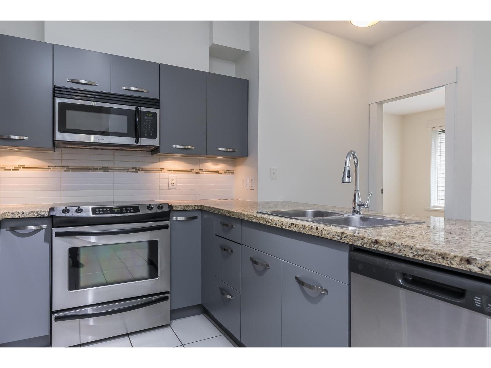 113 33539 HOLLAND AVENUE, Abbotsford