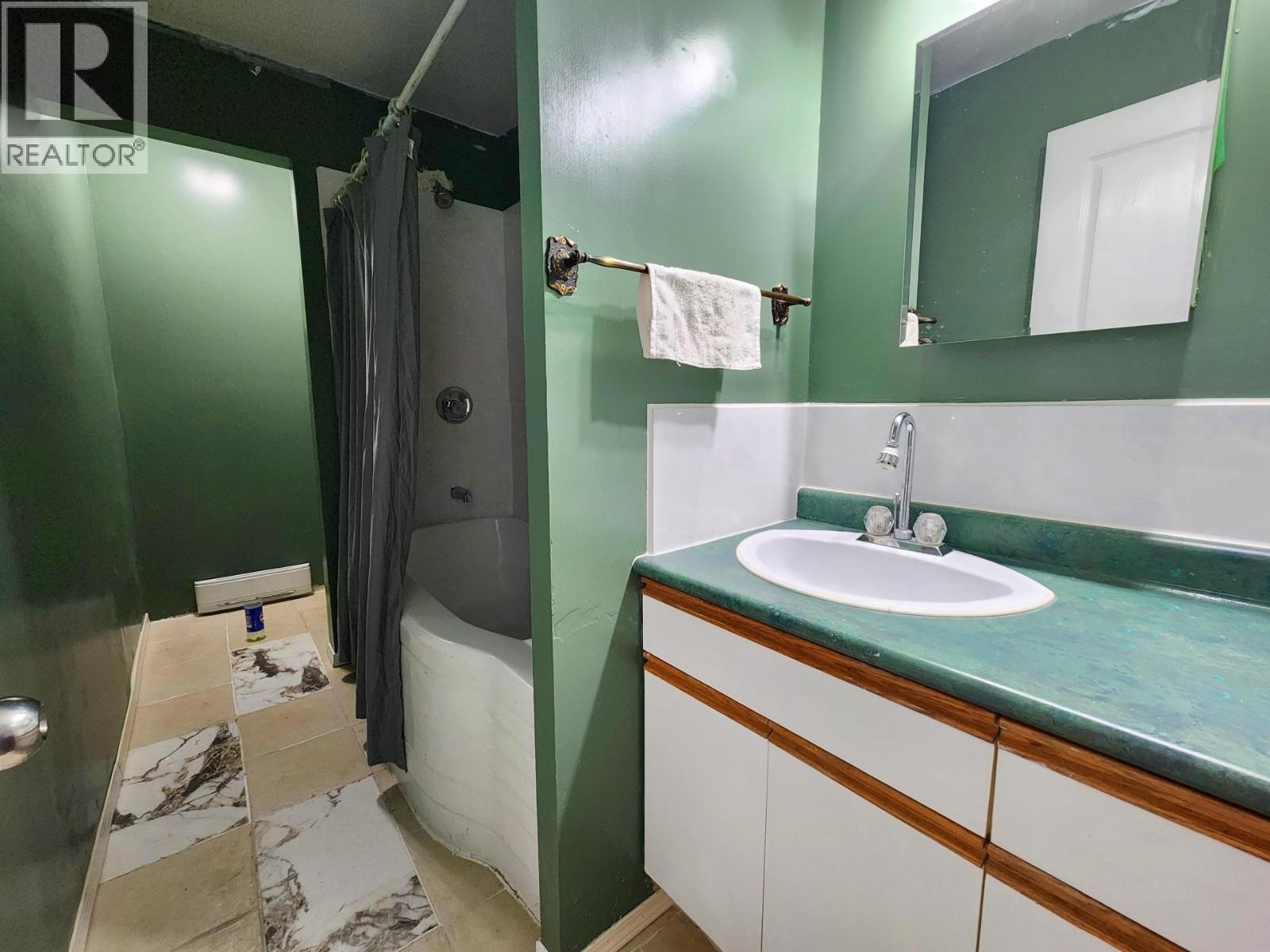 9247 NAZKO ROAD - 15