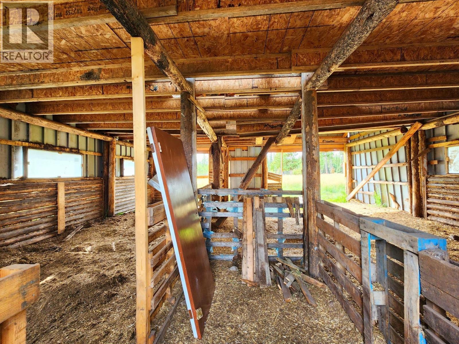 9247 NAZKO ROAD - 21