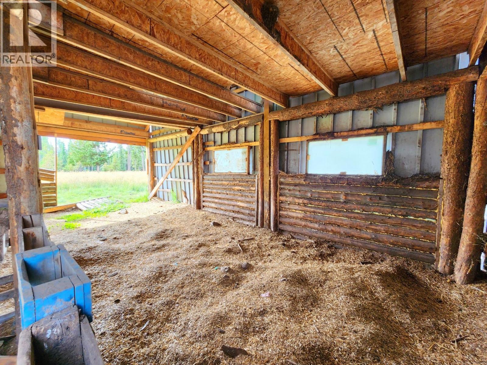 9247 NAZKO ROAD - 22