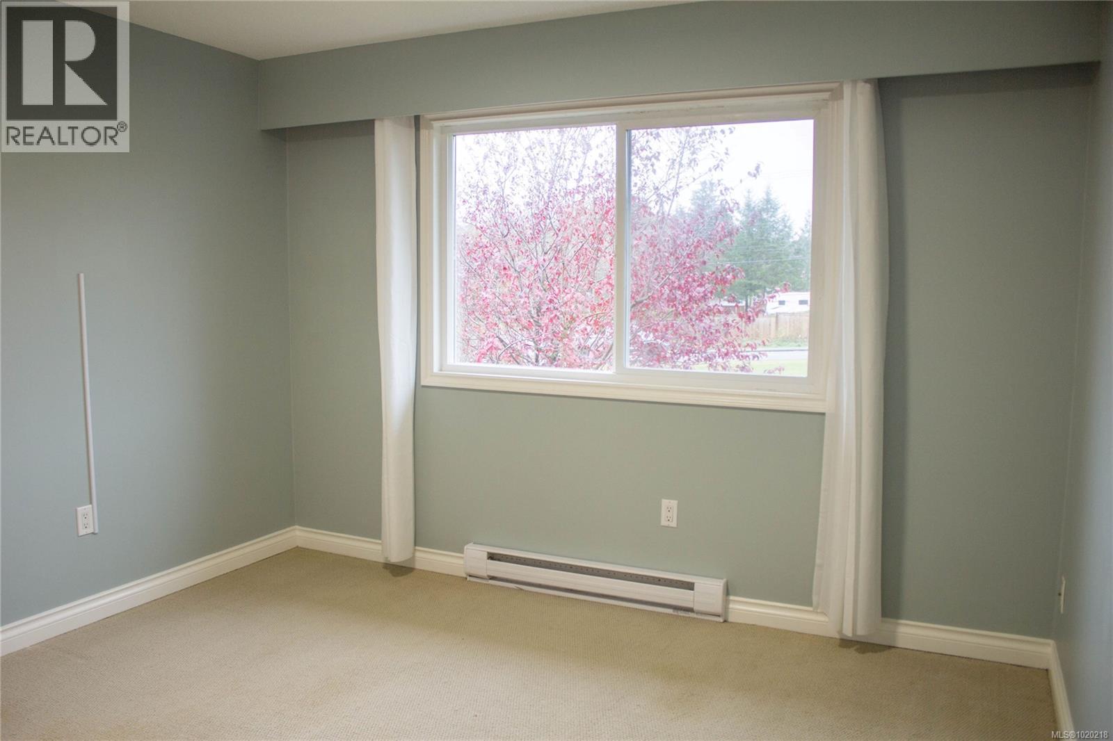 8810 Douglas St, Port Hardy