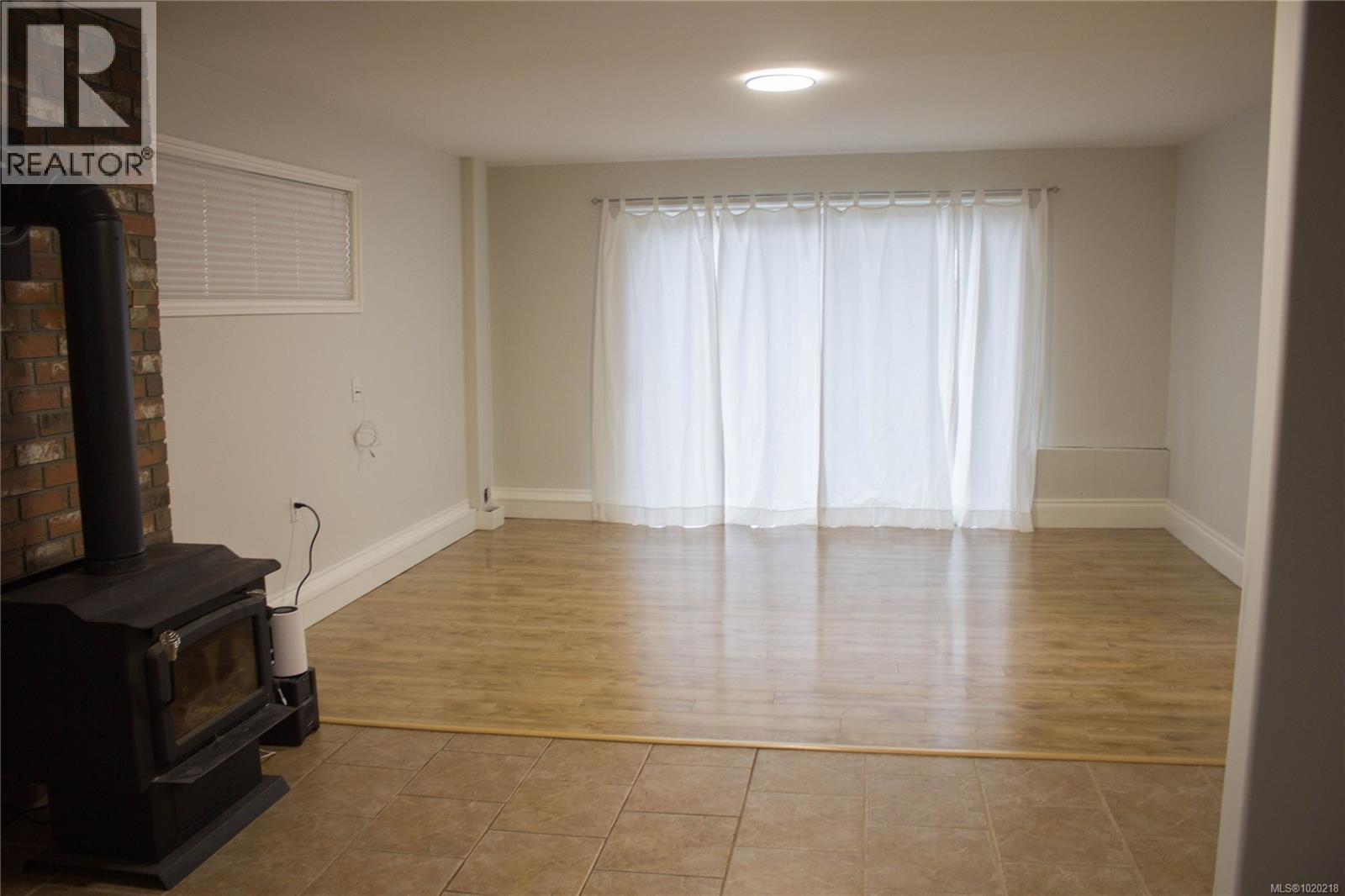 8810 Douglas St, Port Hardy