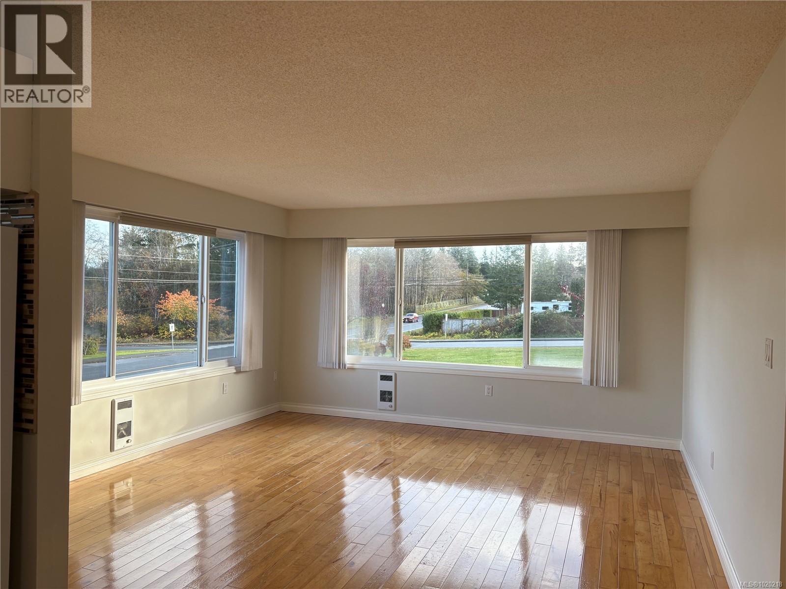 8810 Douglas St, Port Hardy