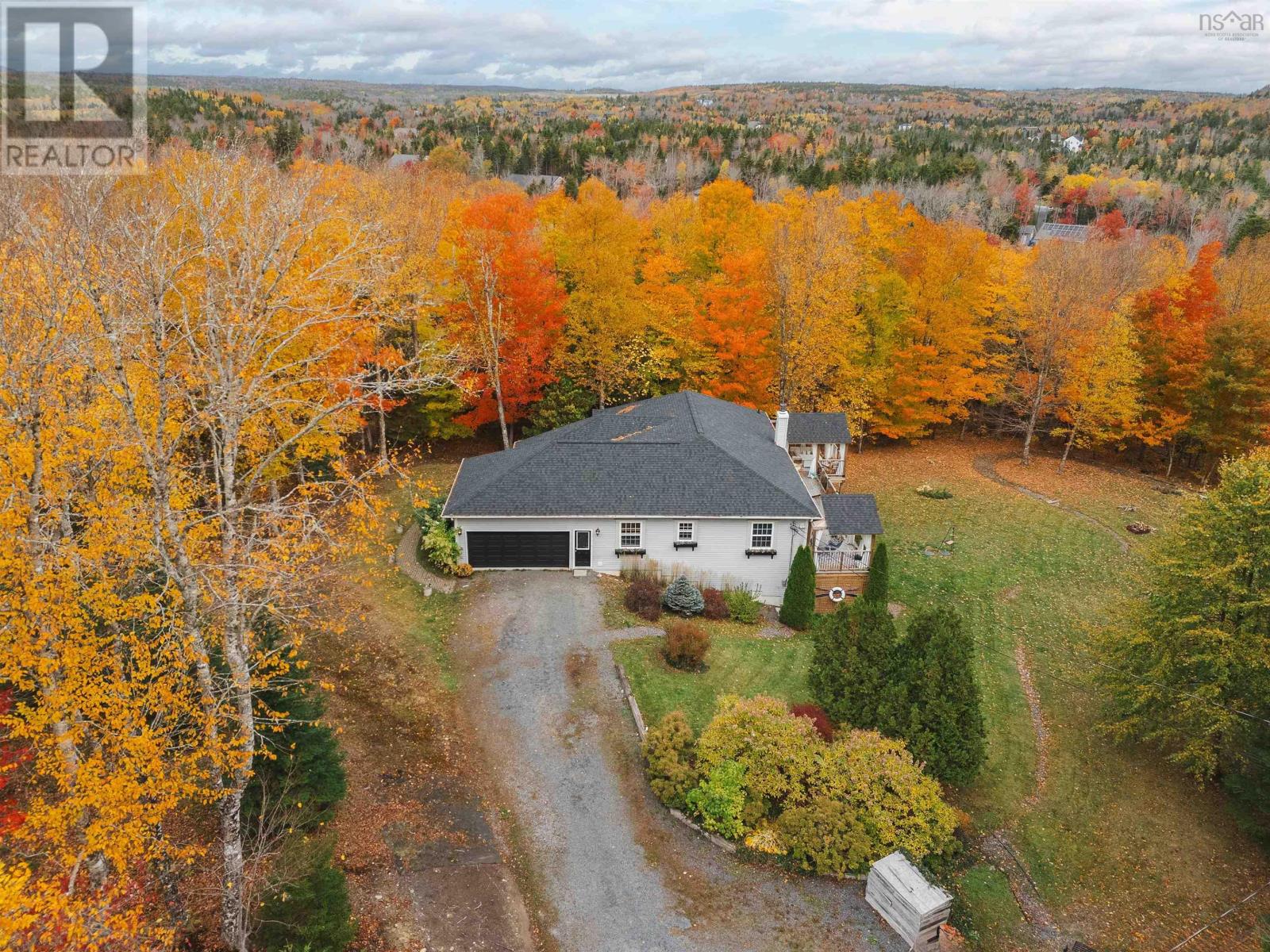 Property 2 of 50 of 390 Gleneagles Drive