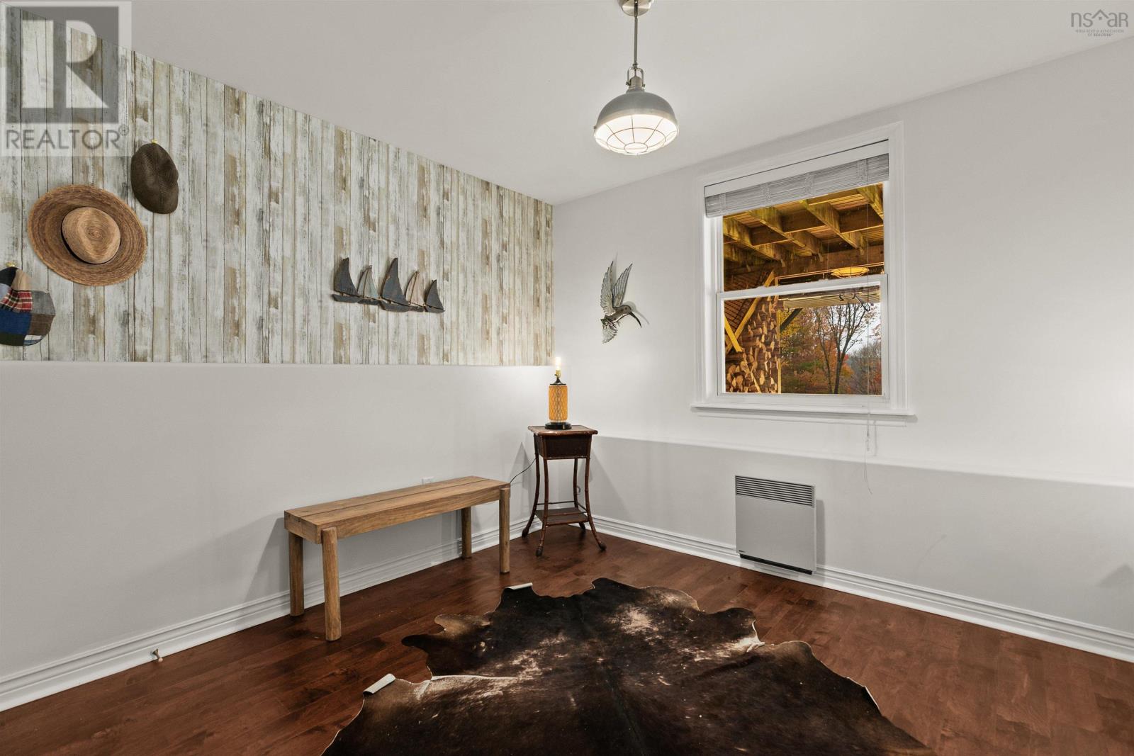 Property 37 of 50 of 390 Gleneagles Drive