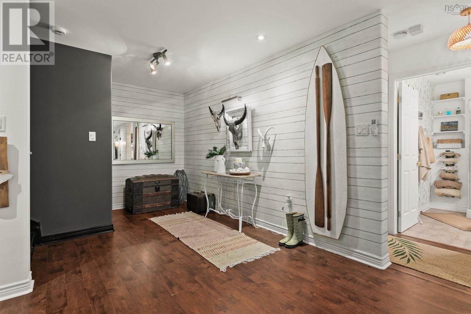 Property 34 of 50 of 390 Gleneagles Drive