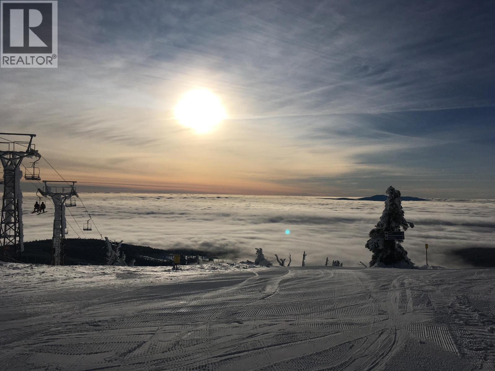 150 Porcupine Road, Oliver