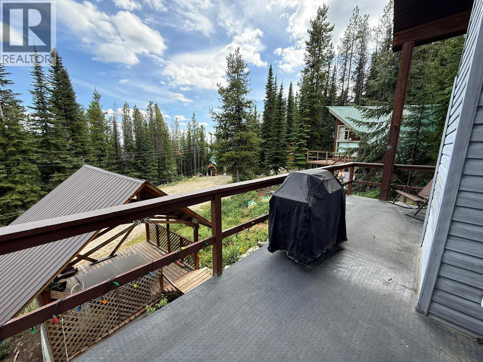 150 Porcupine Road, Oliver