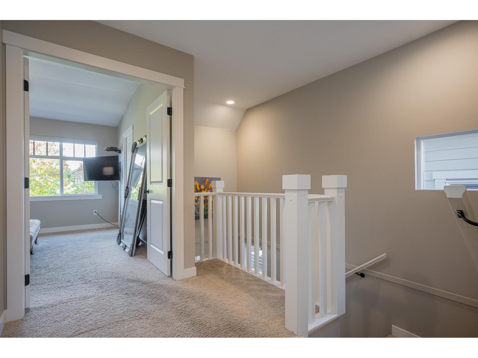 9352 SINGH STREET, Langley