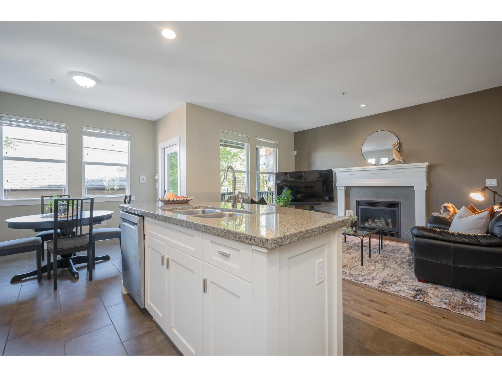 9352 SINGH STREET, Langley