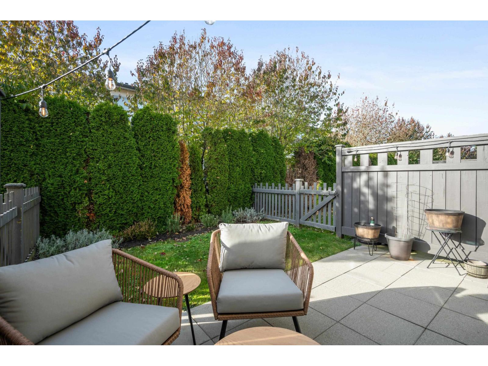 106 7938 209 STREET, Langley