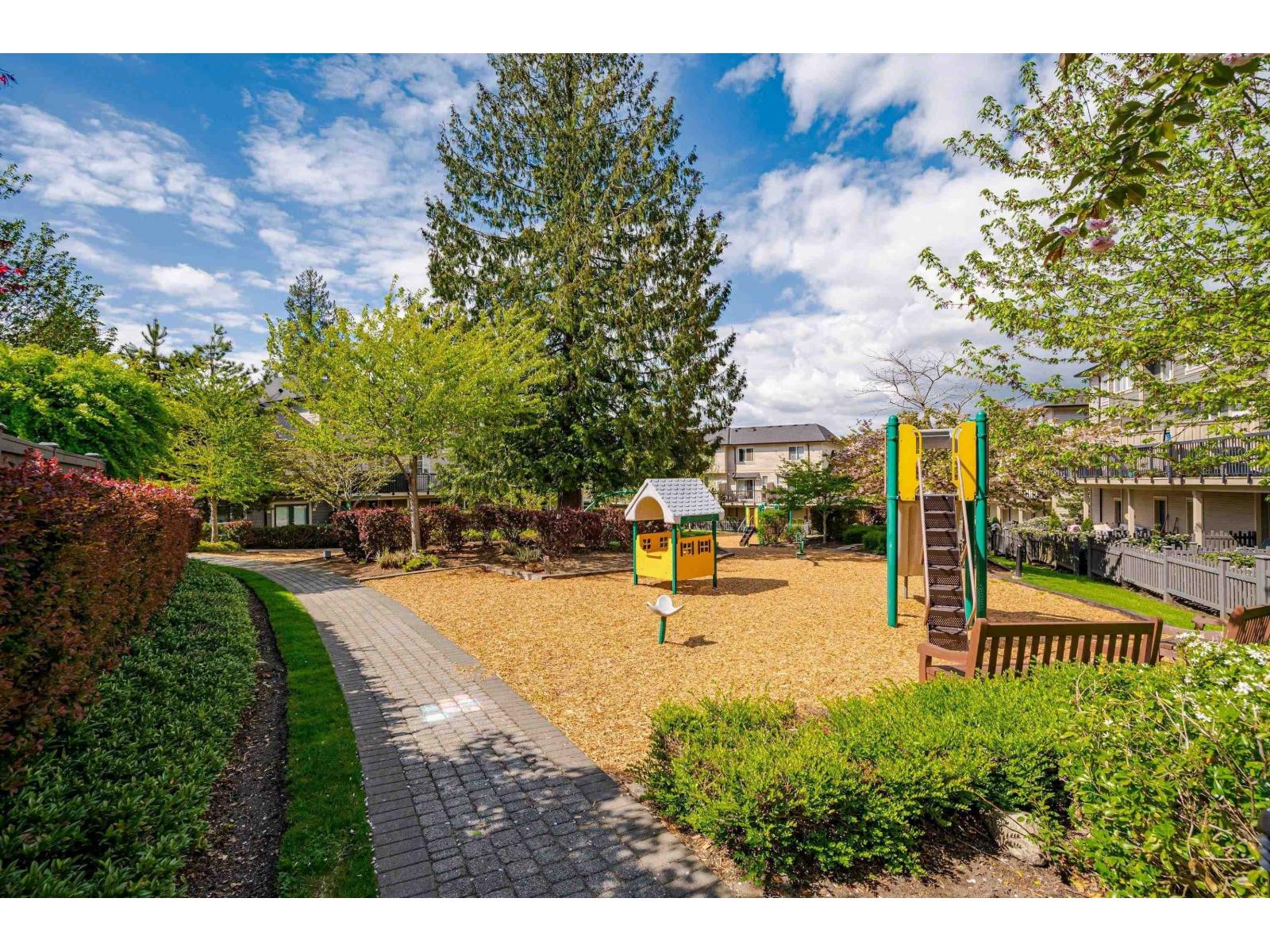 106 7938 209 STREET, Langley