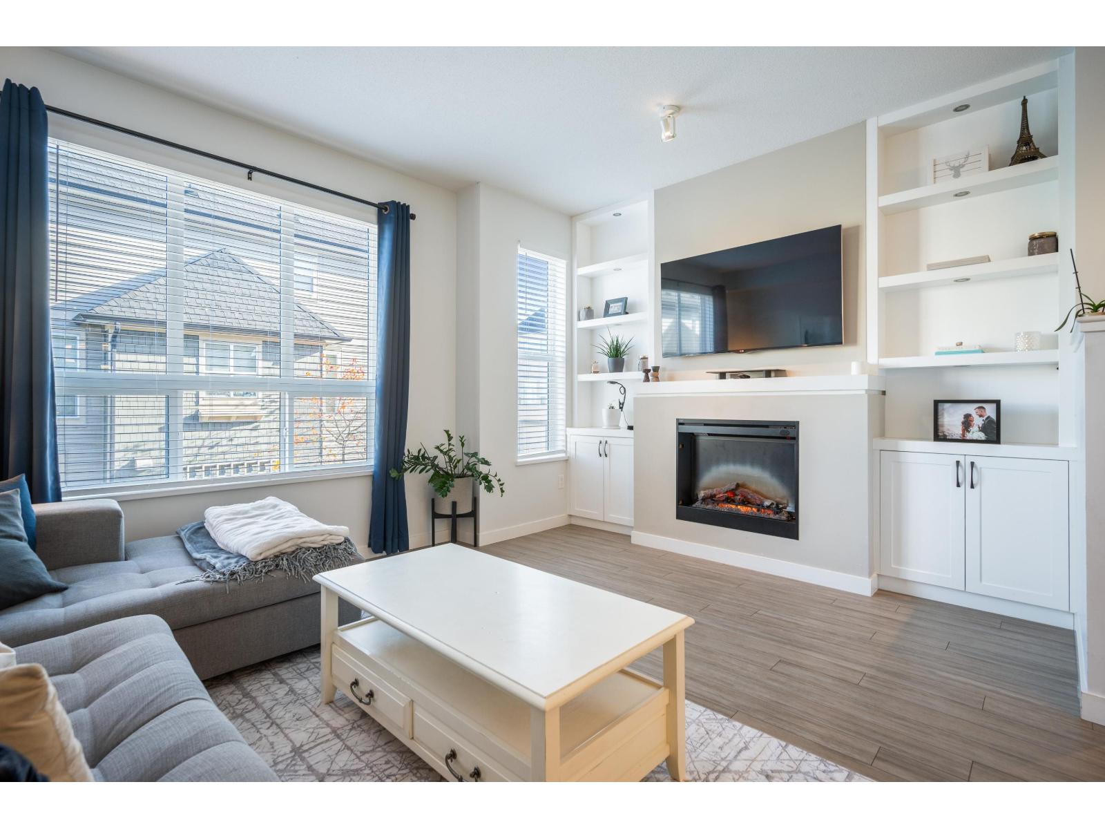 106 7938 209 STREET, Langley