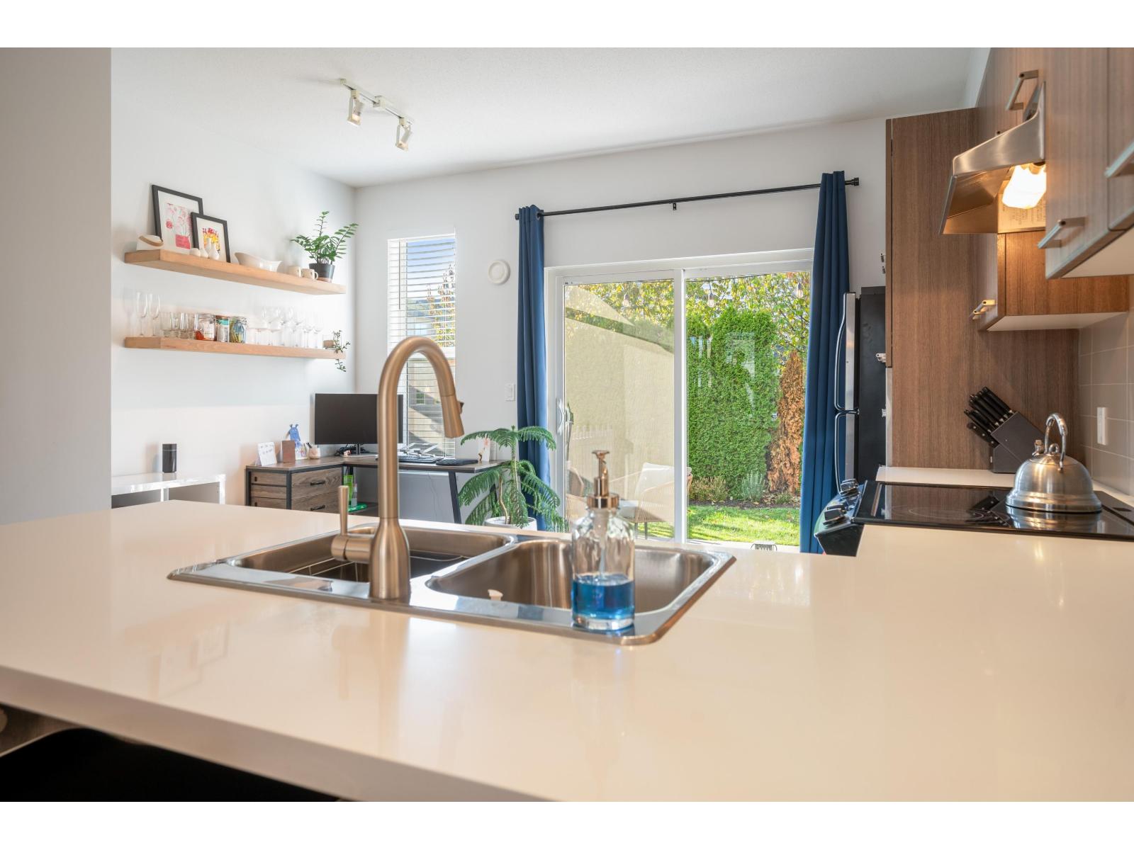 106 7938 209 STREET, Langley