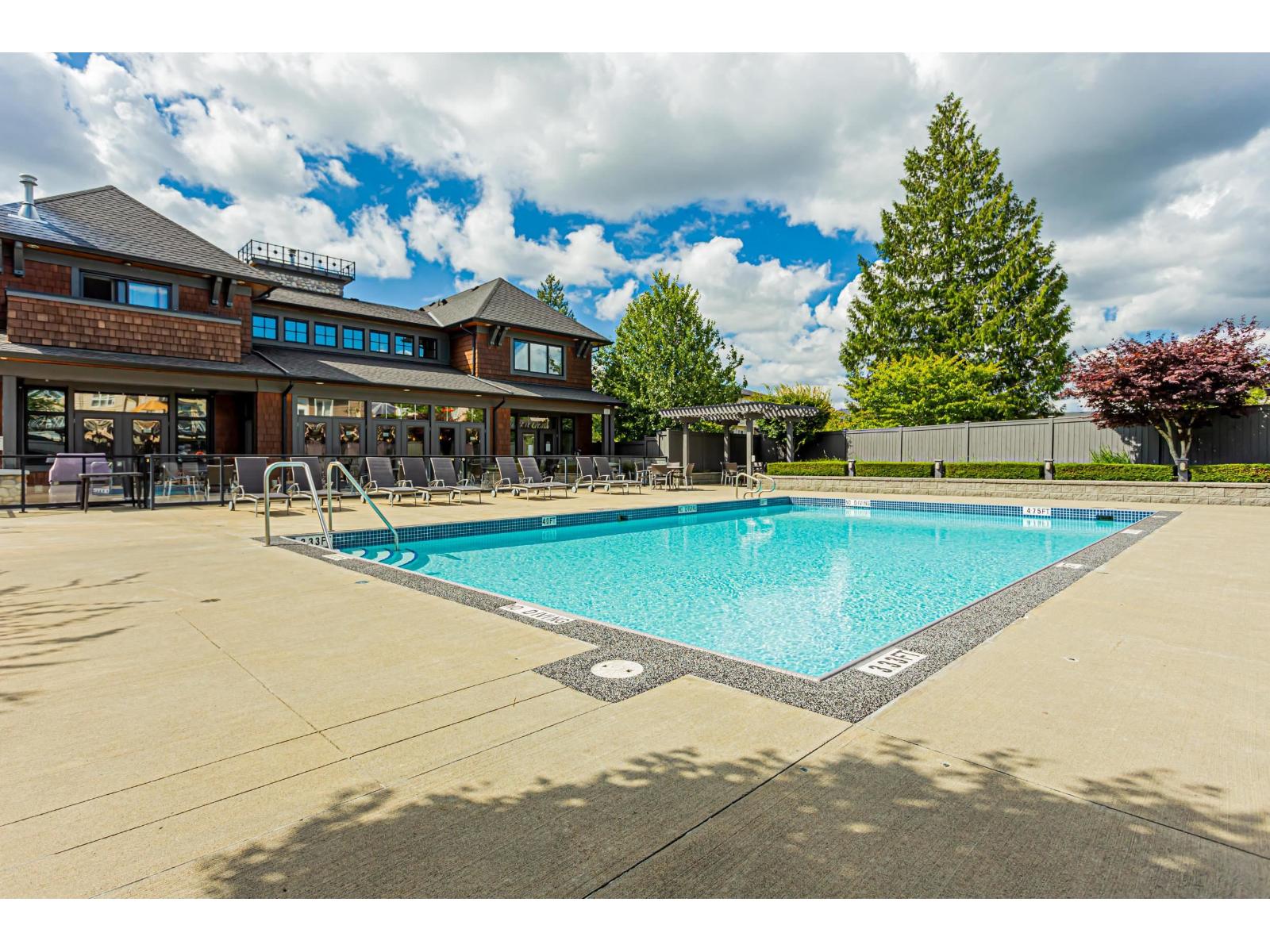 106 7938 209 STREET, Langley