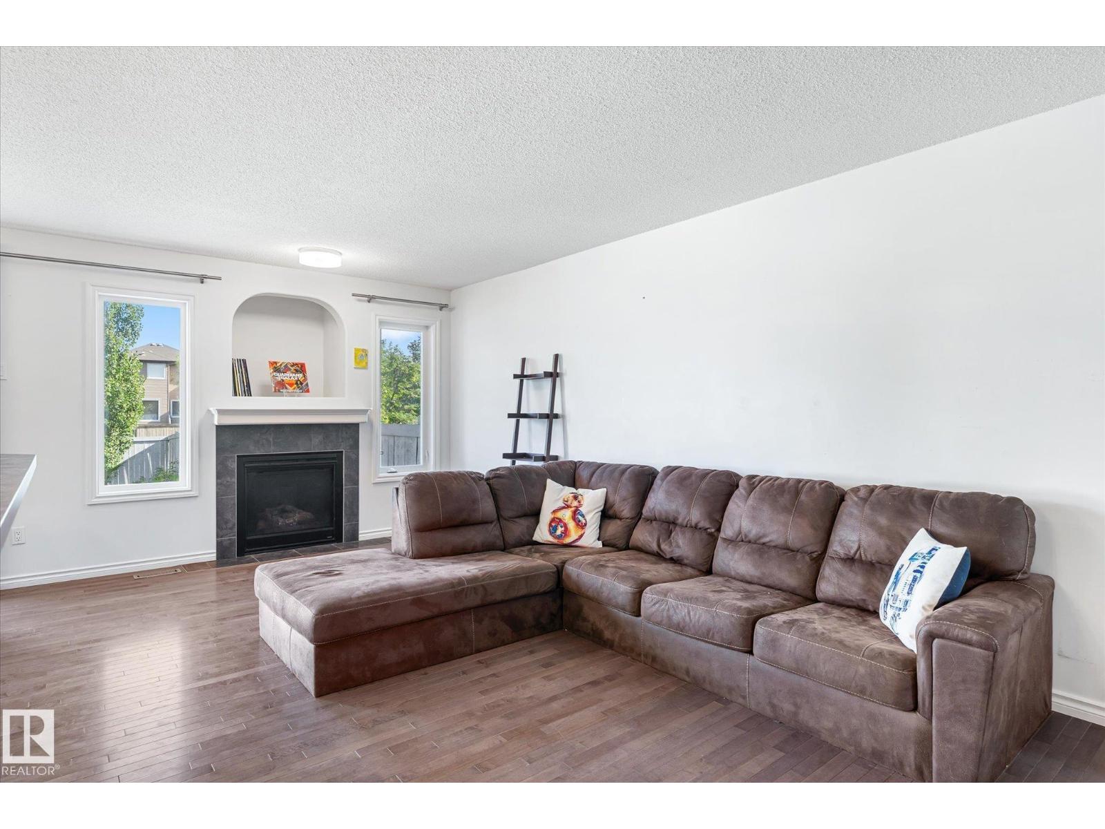 17130 7A AV SW, Edmonton