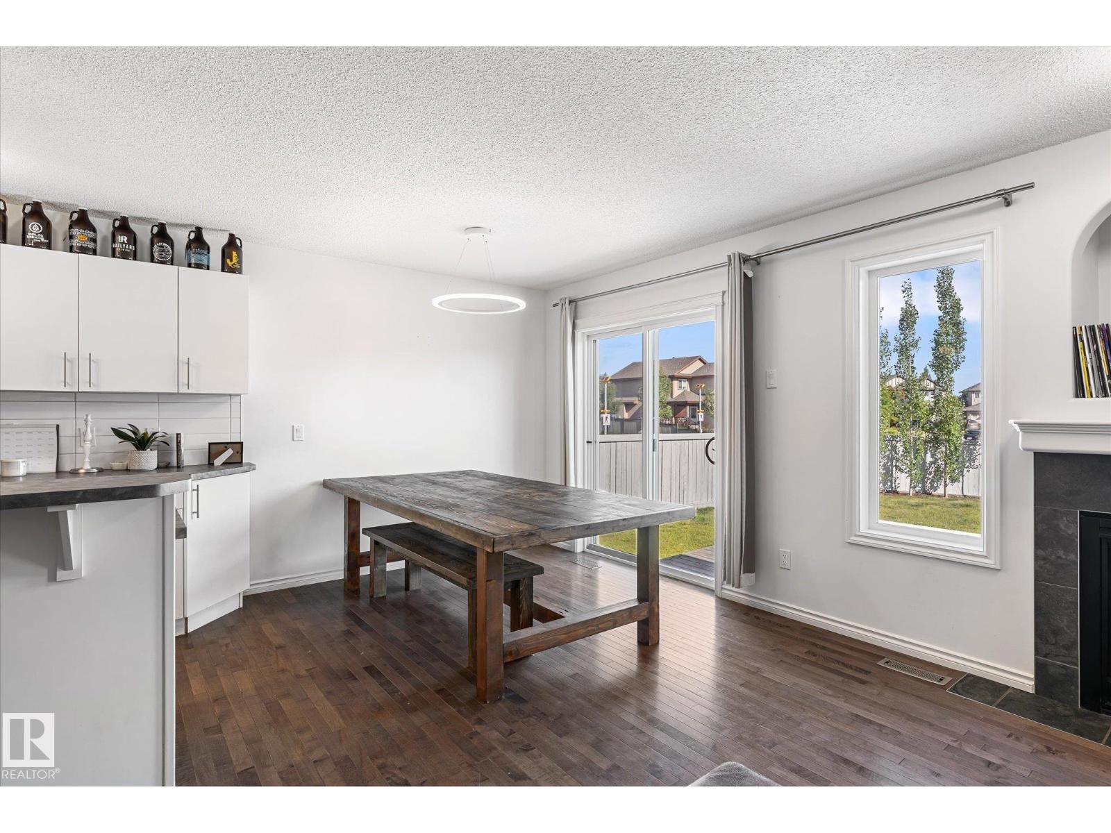 17130 7A AV SW, Edmonton