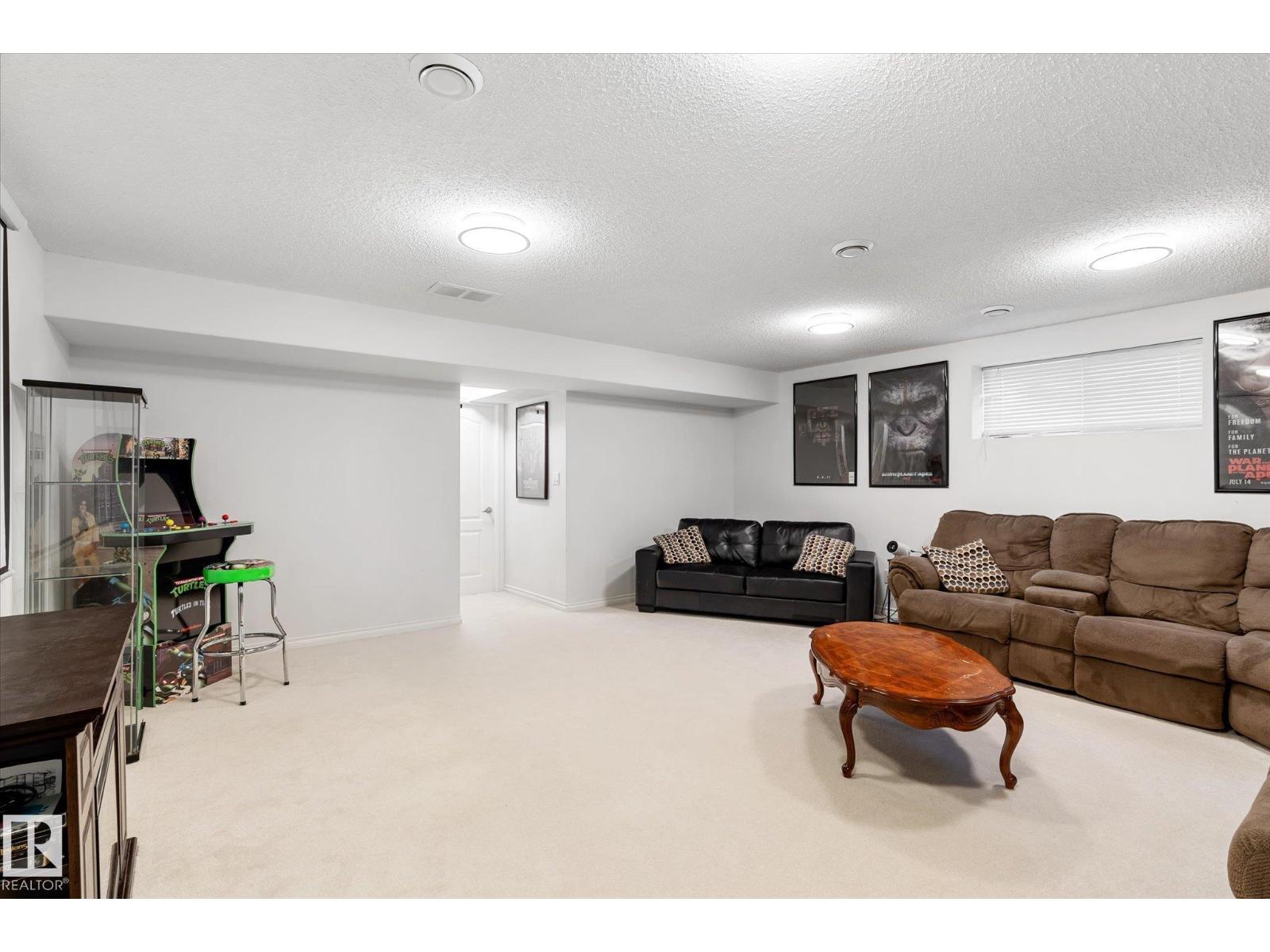 17130 7A AV SW, Edmonton