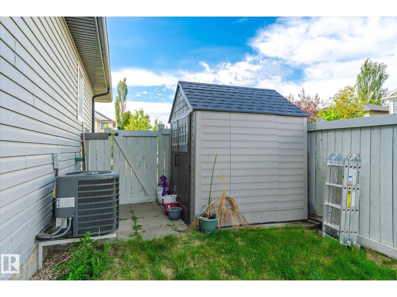 17130 7A AV SW, Edmonton