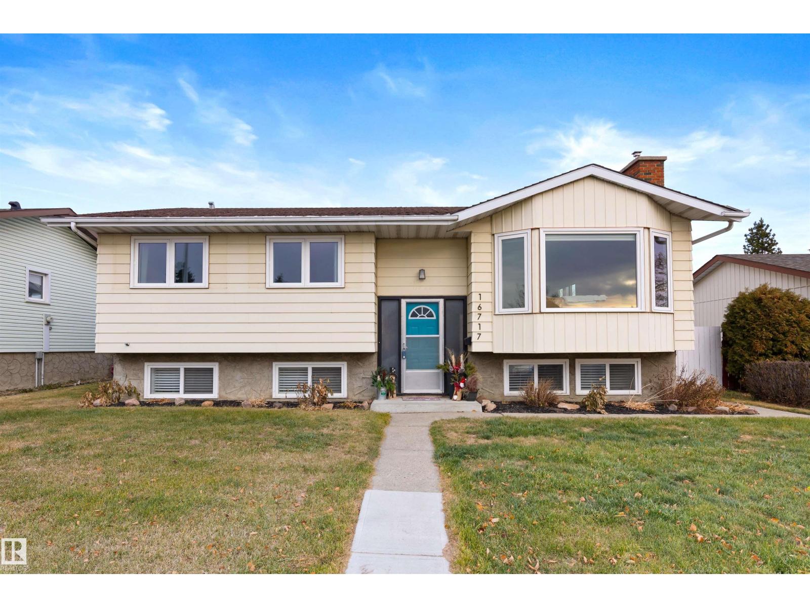 16717 109A ST NW, Edmonton