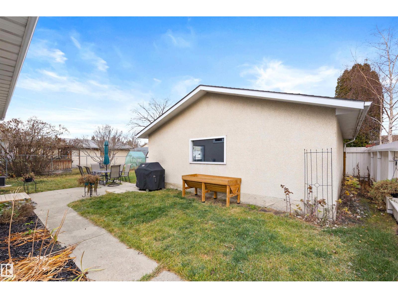 16717 109A ST NW, Edmonton