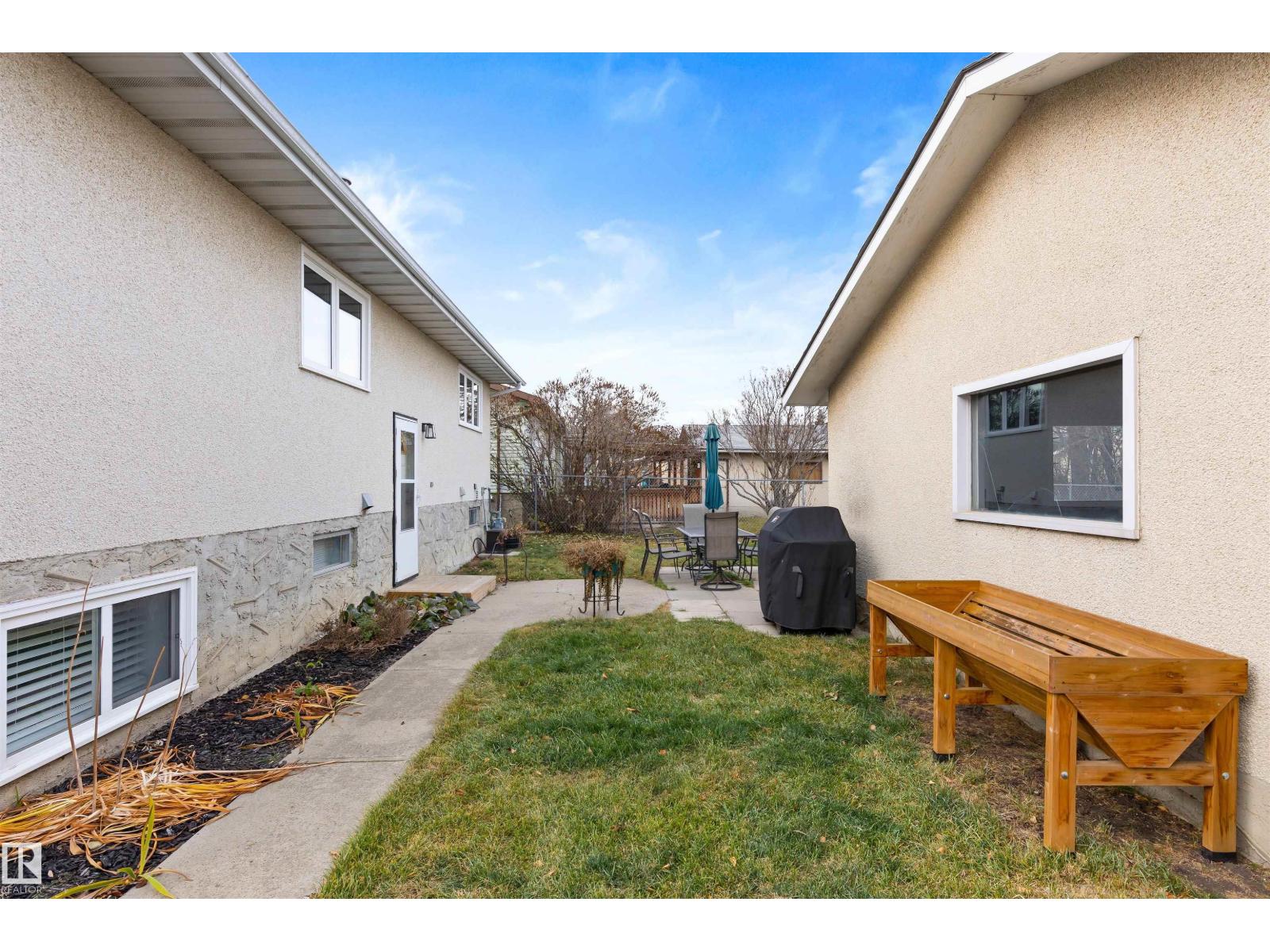 16717 109A ST NW, Edmonton