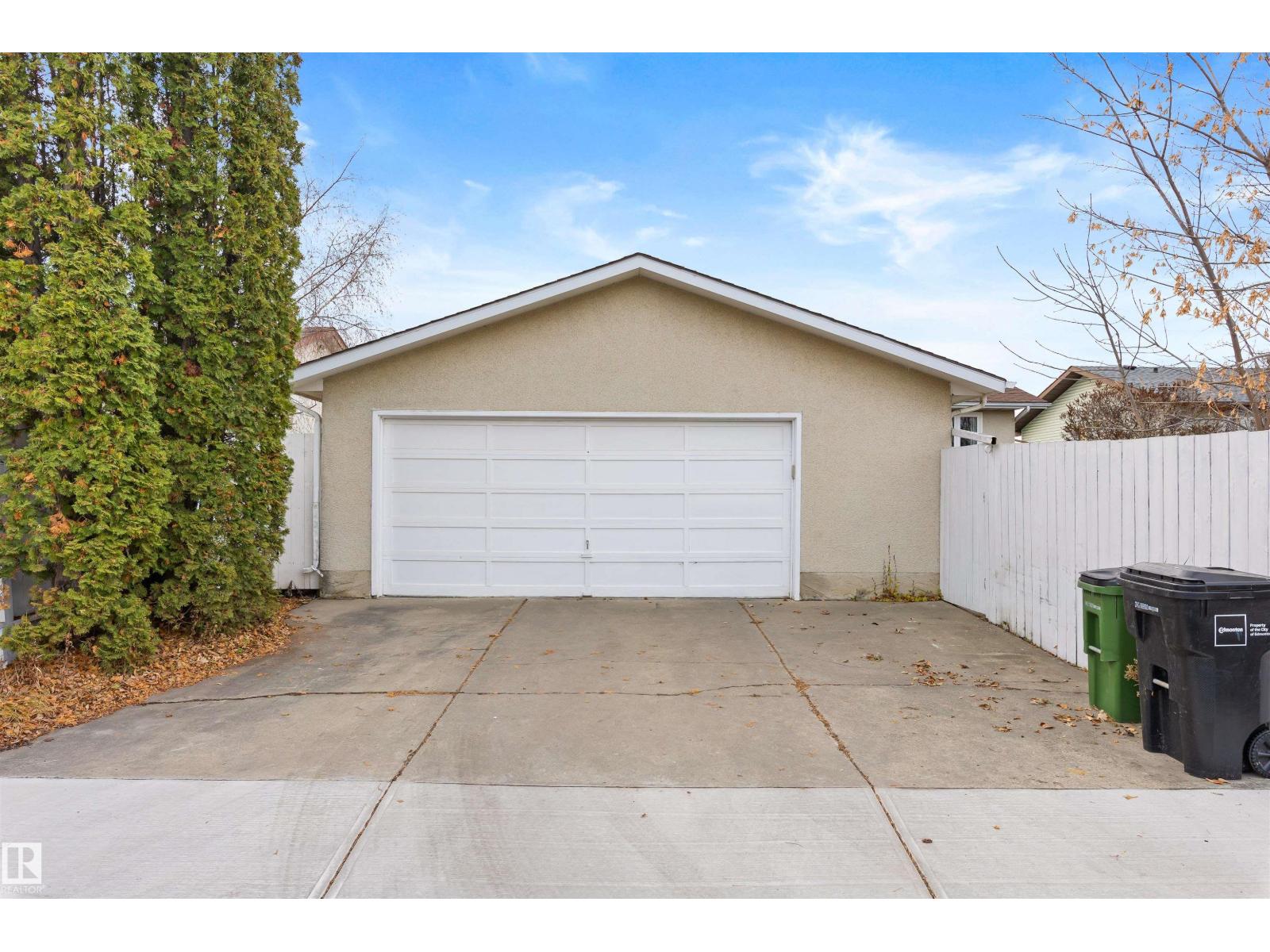 16717 109A ST NW, Edmonton