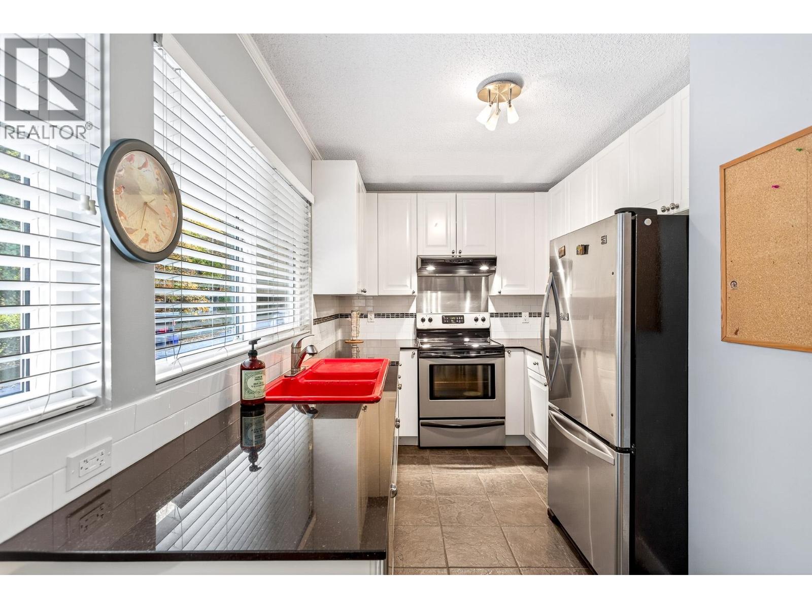 1958 HIGHVIEW PLACE, Port Moody