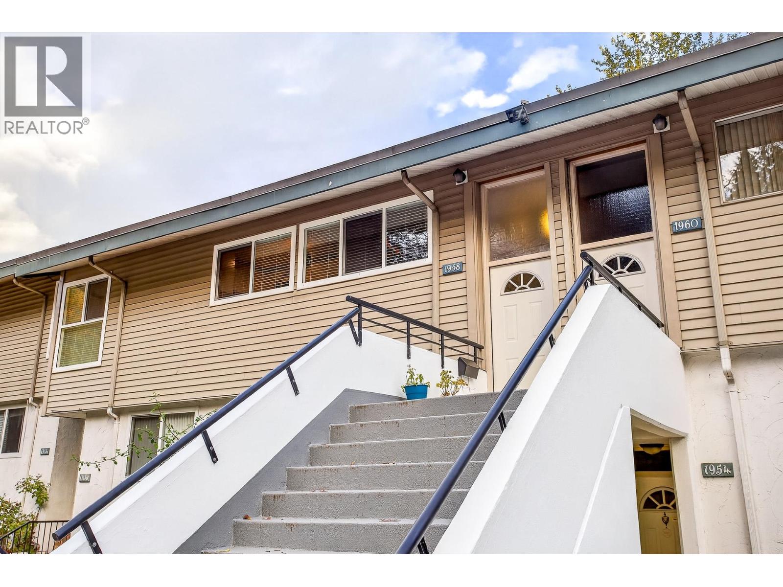 1958 HIGHVIEW PLACE, Port Moody