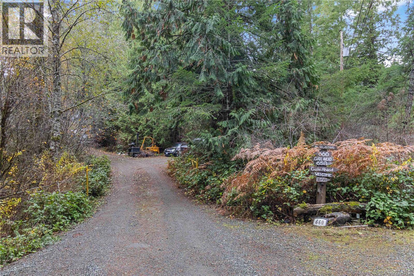 660 Millstream Lake Rd, Highlands