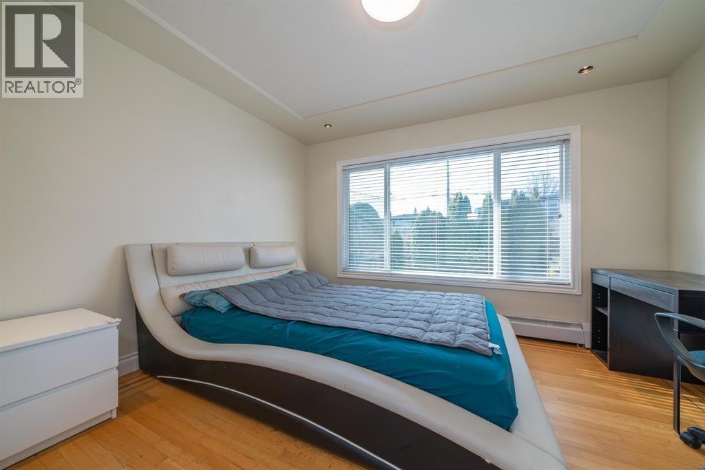 4824 FAIRLAWN DRIVE, Burnaby