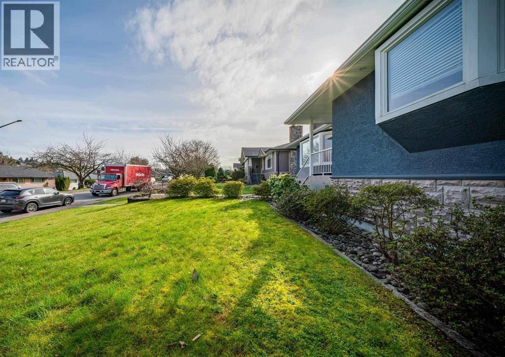 4824 FAIRLAWN DRIVE, Burnaby