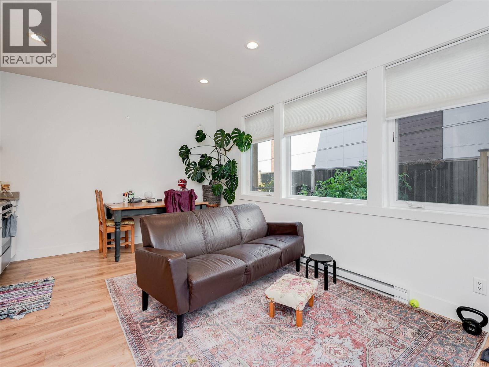 2670 Winster Rd, Langford