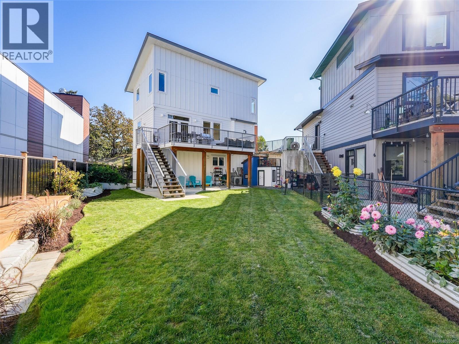 2670 Winster Rd, Langford