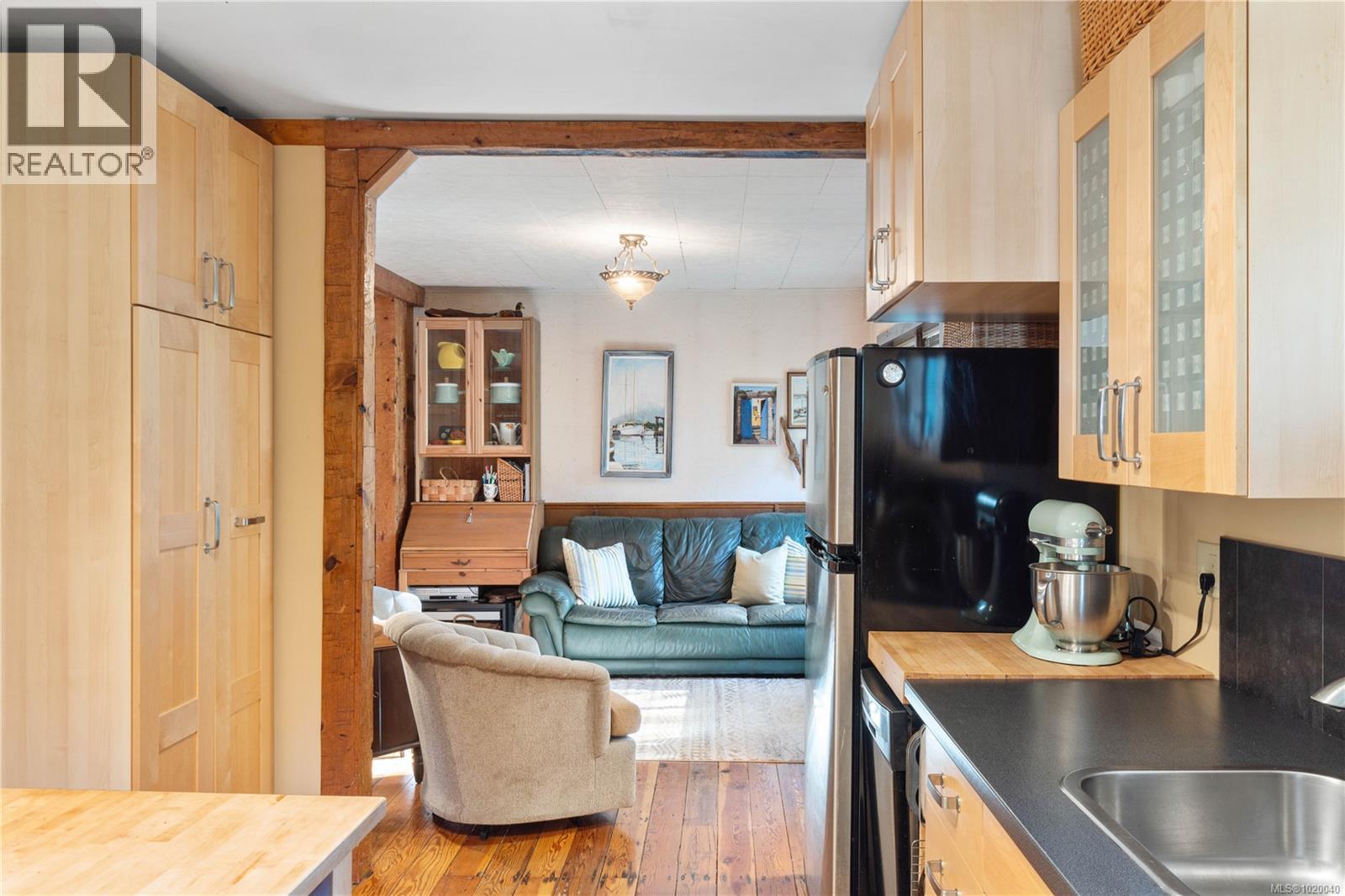 681 Turner Rd, Parksville