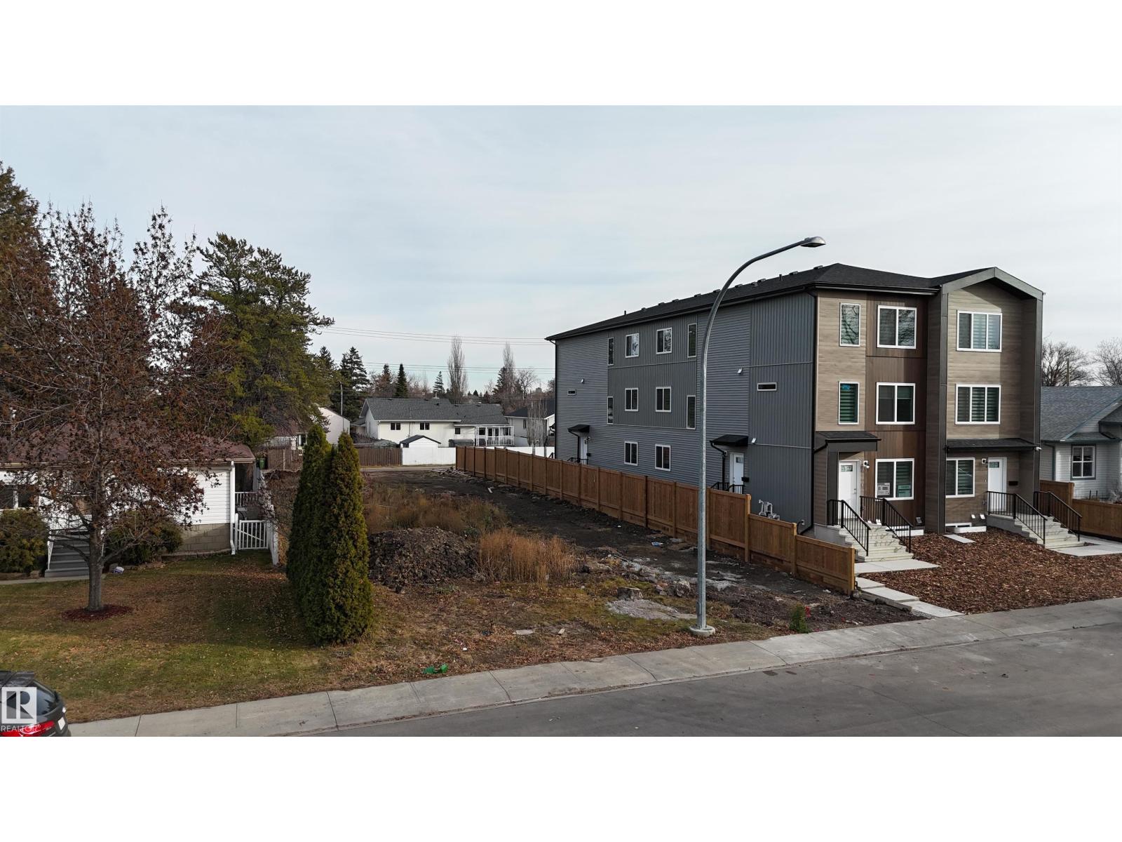 9833 154 ST NW, Edmonton