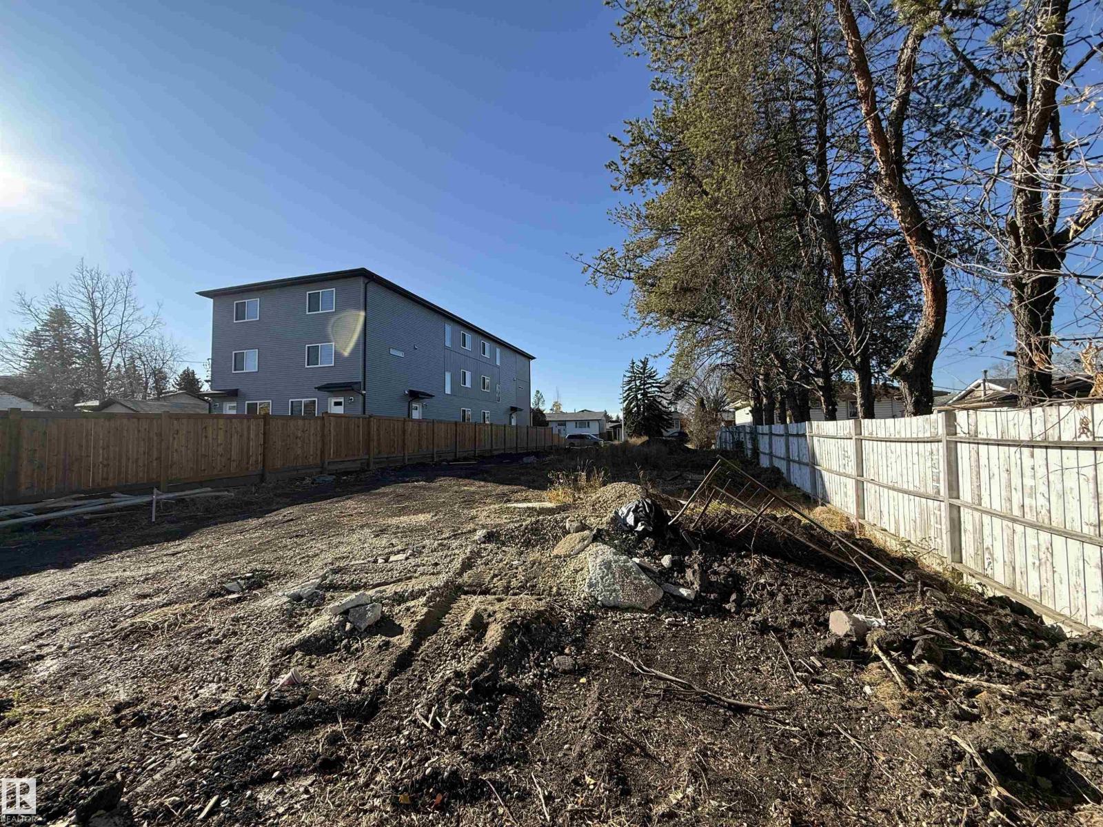 9833 154 ST NW, Edmonton