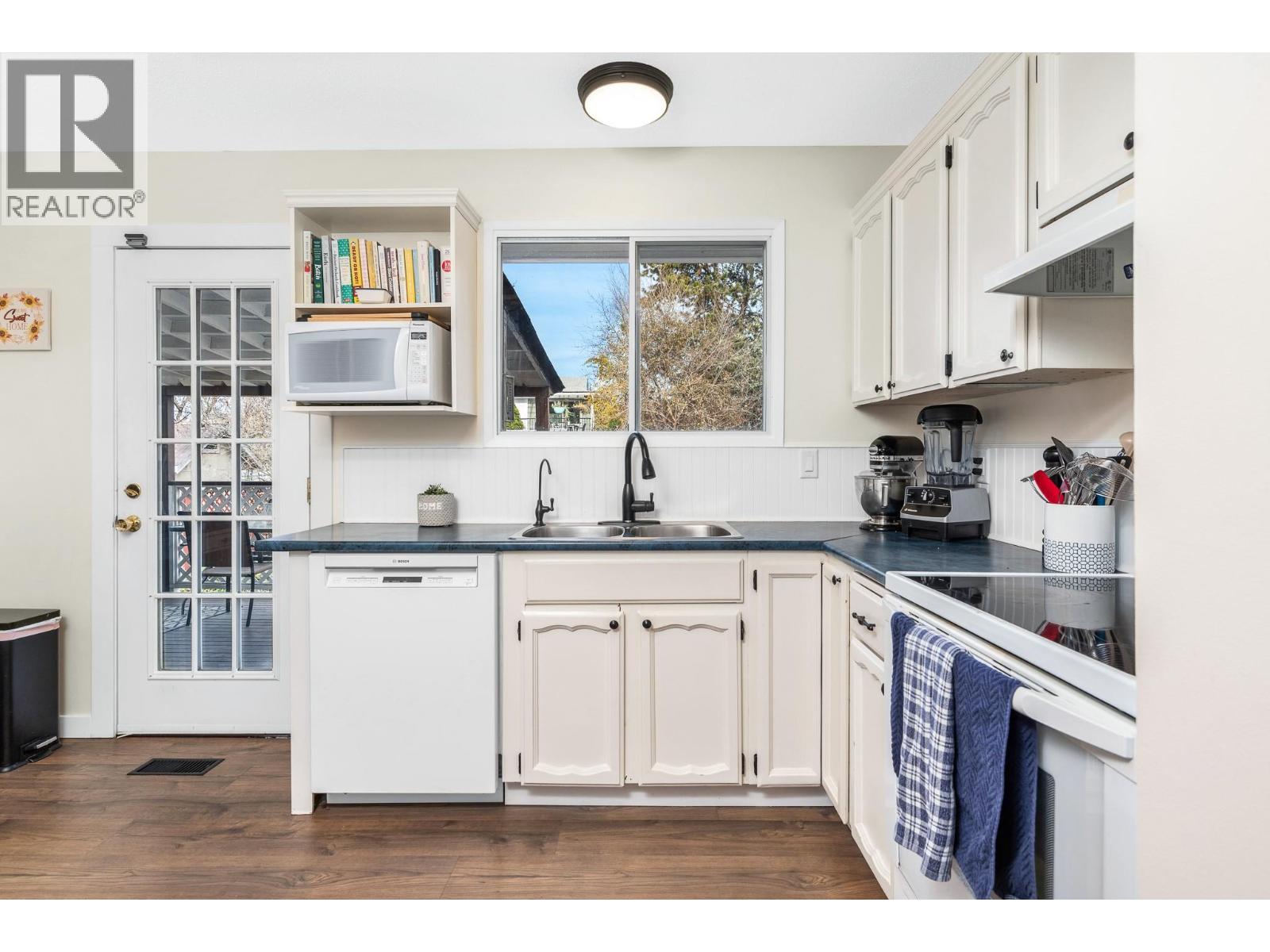  1011 33 Avenue, Vernon