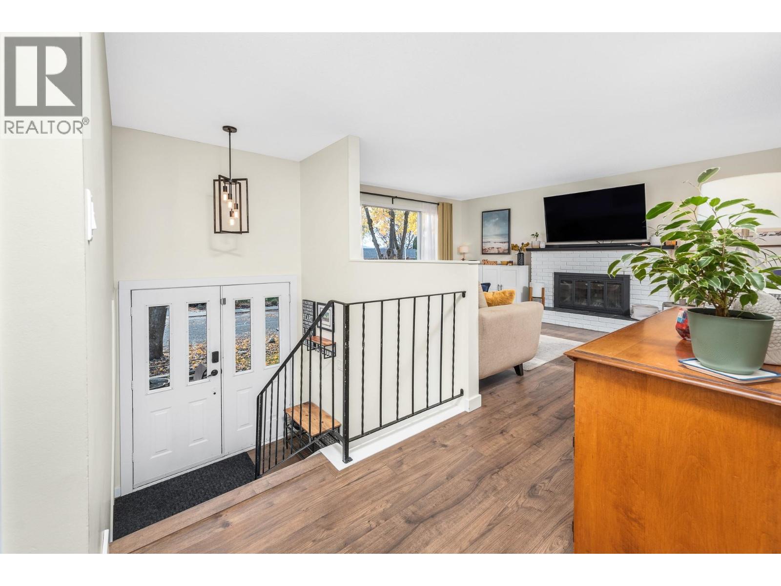  1011 33 Avenue, Vernon