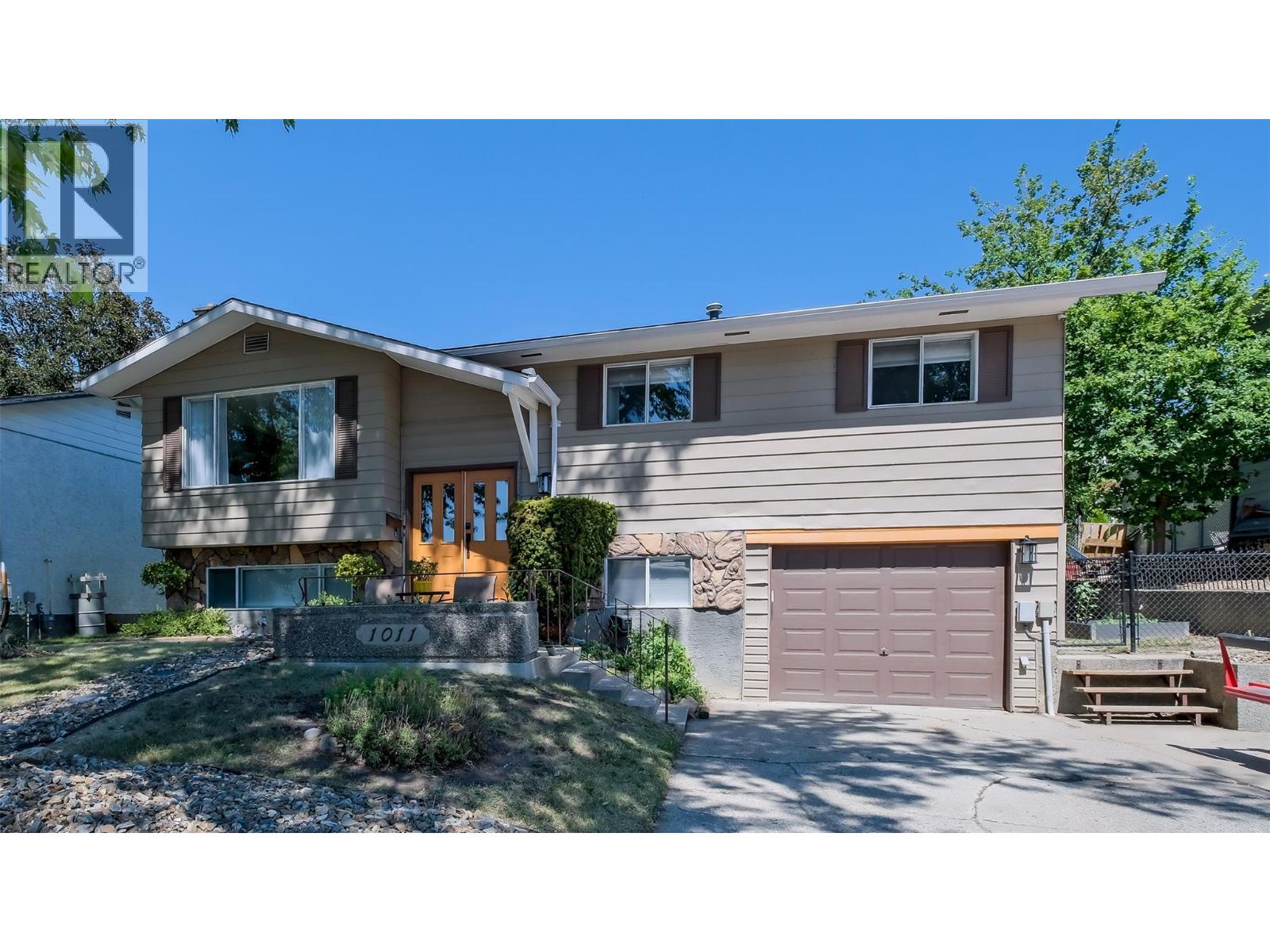  1011 33 Avenue, Vernon