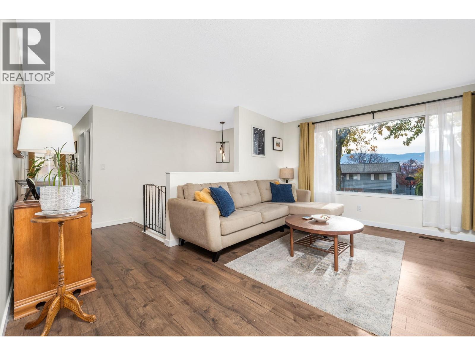  1011 33 Avenue, Vernon