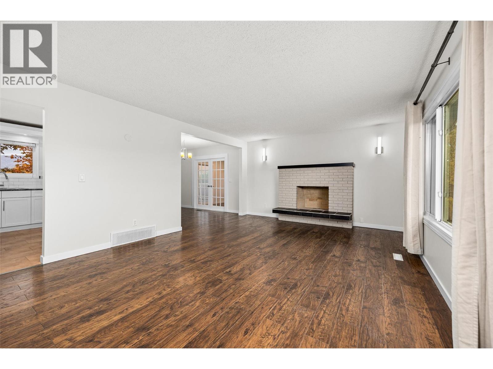  2156 Kaslo Court, Kelowna