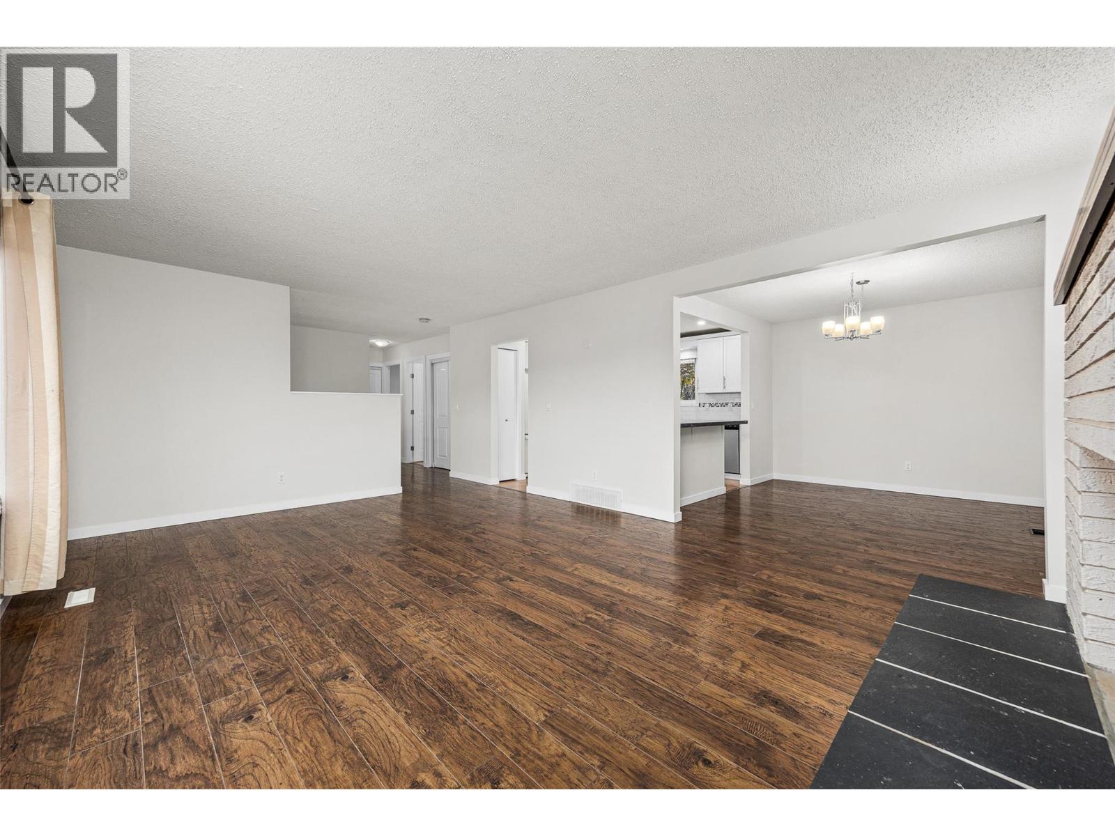  2156 Kaslo Court, Kelowna